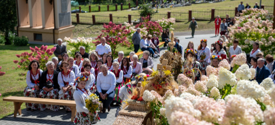 Dożynki Parafialne w Hłomczy. Dziękczynienie za plony i wspólne świętowanie (VIDEO, ZDJĘCIA)