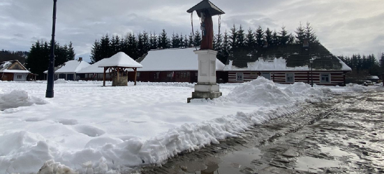 Sanocki skansen ponownie otwarty. Niektóre ścieżki nie do przejścia [ZDJĘCIA]