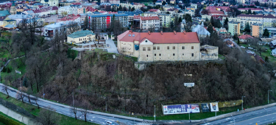 POWIAT SANOCKI: Ponad 200 tys. zł na projekt stabilizacji osuwiska pod Zamkiem Królewskim