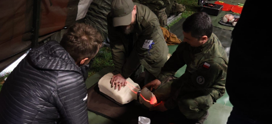 Mikołajkowy prezent od żołnierzy 21 batalionu dowodzenia [ZDJĘCIA]