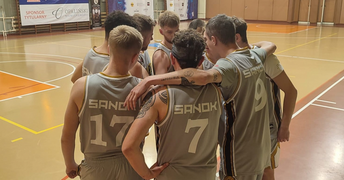 KOSZYKÓWKA: Trudna przeprawa sanoczan. Musieli uznać wyższość rzeszowskich ekip