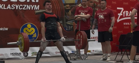 REKORDOWY KONRAD KRÓL! Sanoczanin zdominował Puchar Polski w trójboju siłowym [ZDJĘCIA]