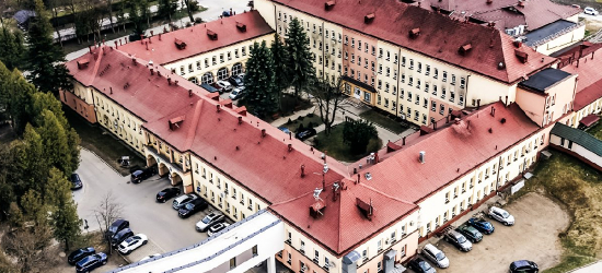 Szpital Specjalistyczny w Sanoku optymalizuje strukturę zarządzania. „Ponad 430 tys. zł oszczędności rocznie!”