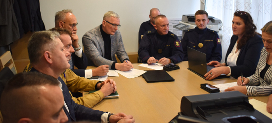 Bezpieczna zima w Powiecie Sanockim. Służby przygotowują się do trudnych warunków