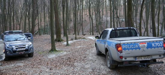 REGION: Walka z nielegalnym procederem rajdów (FOTO)