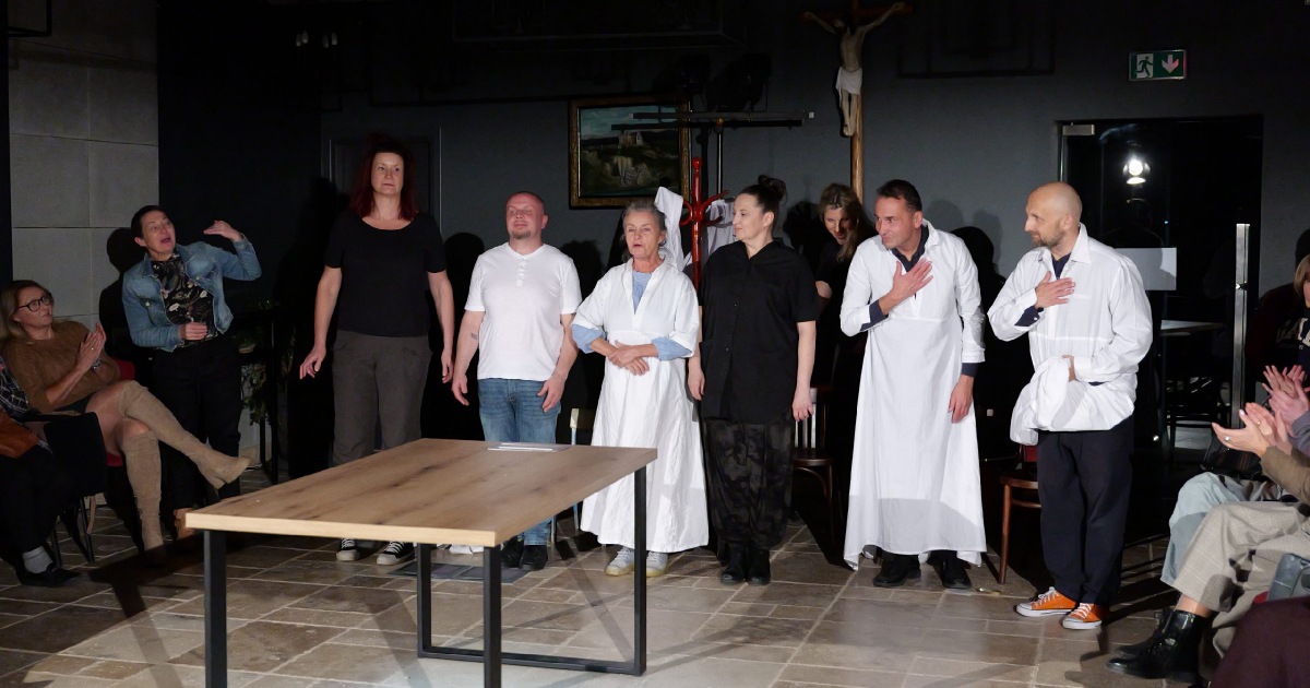 Teatr, który otwiera pamięć. Poruszające spotkanie z Latającym Teatrem Kantorowi w Foresterium (ZDJĘCIA)