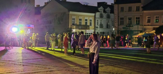SANOK TAŃCZY. Zakończenie wakacji na sanockim Rynku