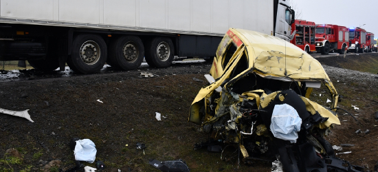 REGION: Tragedia na drodze. Nie żyje 47-letni mężczyzna (FOTO)