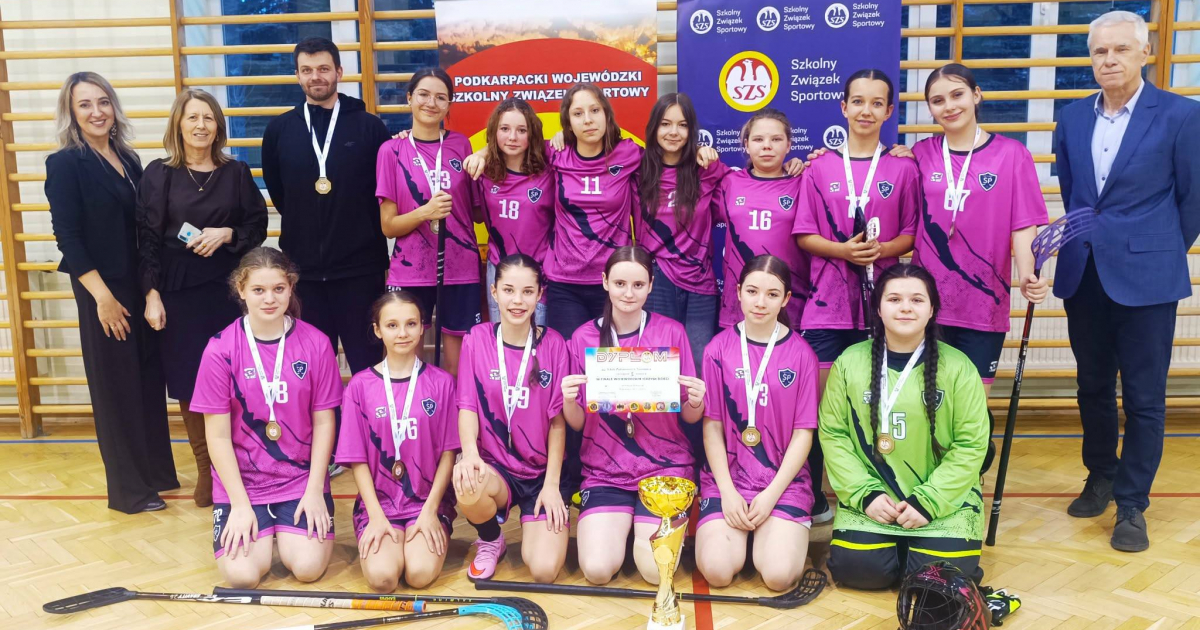 Historyczny sukces Zespołu Szkół w Nowotańcu w finale wojewódzkim unihokeja