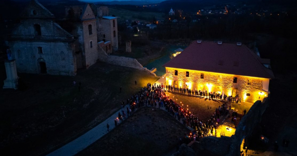 „Polska silna wiarą i trzeźwością”. Wyjątkowa Droga Krzyżowa na zagórski Karmel