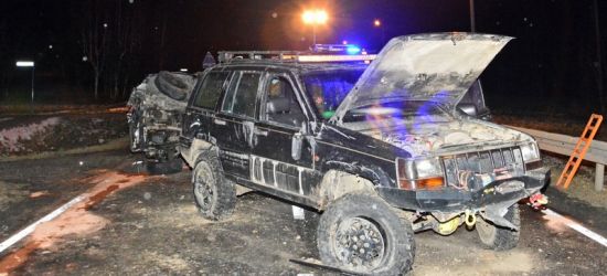 PODKARPACIE: 19-latek wjechał w jeepa i wywrócił pojazd (FOTO)