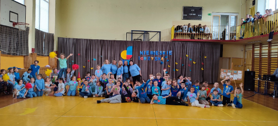 Niebieskie Igrzyska w Szkole Podstawowej nr 9 w Sanoku – początek nowej tradycji