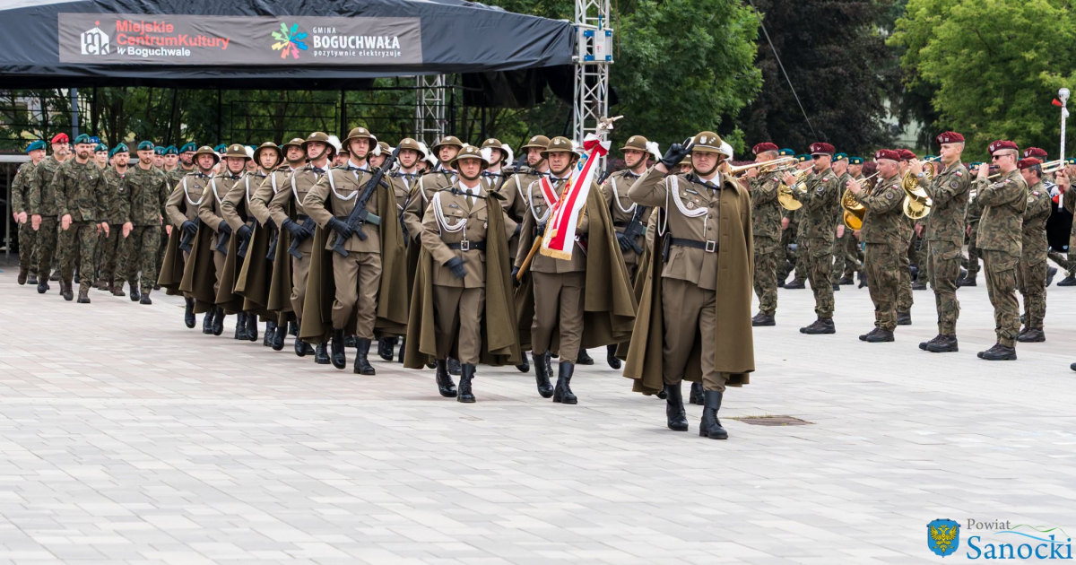 Oficjalne pożegnanie żołnierzy przed misją w Bośni i Hercegowinie. Podpisano ważne porozumienia [ZDJĘCIA]