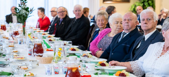 POWIAT SANOCKI: Diabetycy spotkali się w Sanoku. Były prelekcje, podziękowania i odznaczenia (ZDJĘCIA)