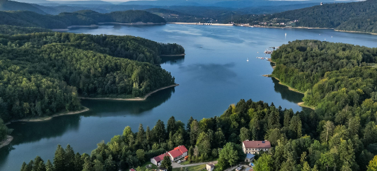 „Od Beskidu Niskiego po Solinę”. Konferencja o rozwoju infrastruktury drogowej w Bieszczadach [ZDJĘCIA]