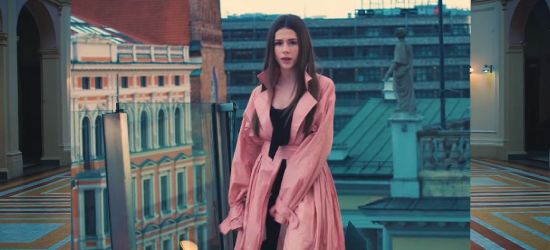 Nowa piosenka jaślanki Roksany Węgiel. Klip obejrzało już prawie milion osób! (WIDEO)