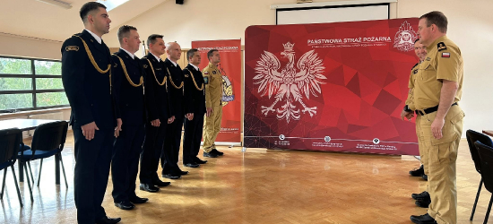 Ukończyli służbę przygotowawczą. Awans i mianowania w sanockiej straży pożarnej [ZDJĘCIA]