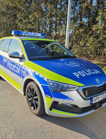 SANOK: Policjanci eskortowali rodzącą kobietę do szpitala