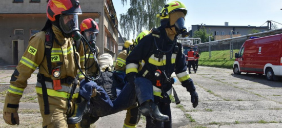 Wojewódzkie ćwiczenia strażaków. Nurkowie z Sanoka w akcji (ZDJĘCIA)