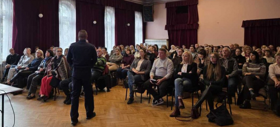 Nauczyciele w Sanoku zostali przeszkoleni przez policję na wypadek sytuacji kryzysowych