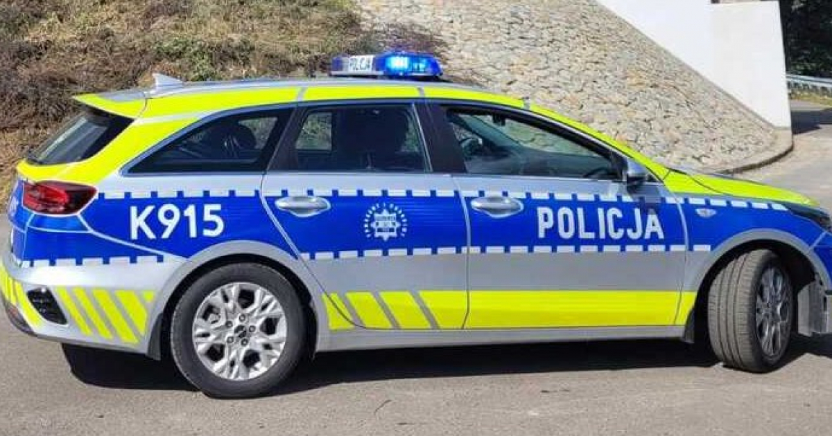 SANOK: Policjanci pomogli 39-latkowi. Mężczyzna sam zadzwonił po wsparcie