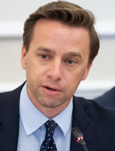 SANOK: Szpitale powiatowe pod młotek? Mocny głos marszałka Bosaka