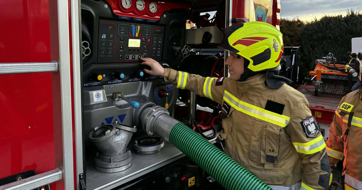 ZAGÓRZ: Szeregi strażaków-ratowników rosną w siłę. Mają nowych kierowców! [ZDJĘCIA]