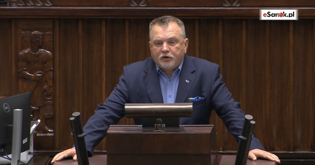ANDRZEJ ZAPAŁOWSKI: „Niedźwiedź morderca przez cały czas na wolności!” [VIDEO]