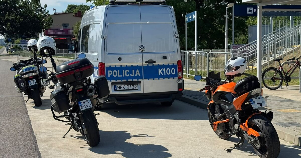 Kierowcy stracili dowody rejestracyjne. Emisja spalin przekraczała normy [VIDEO, ZDJĘCIA]
