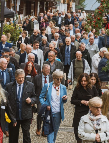 Miodowe święto za nami! XVI Bartnik Ziemi Sanockiej przyciągnął tłumy [ZDJĘCIA]