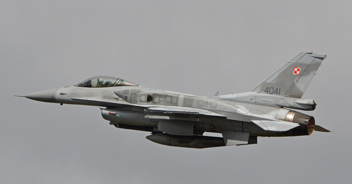 Tajemniczy obiekt leciał w stronę Polski. Wojsko poderwało F-16!