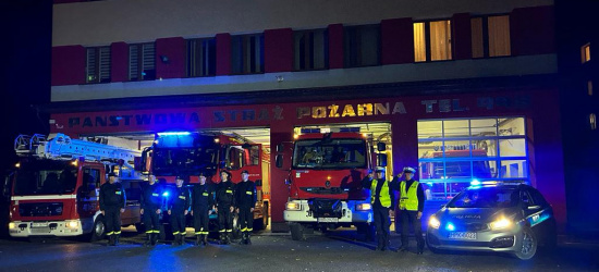 BRZOZÓW: Policjanci i strażacy uczcili pamięć tragicznie zmarłego funkcjonariusza Państwowej Straży Pożarnej
