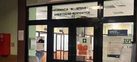 ZUS: Terminarz wypłat zwaloryzowanych świadczeń. Niektórzy emeryci i renciści otrzymają je wcześniej