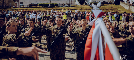Blisko 80 nowych żołnierzy złożyło przysięgę wojskową [ZDJĘCIA]