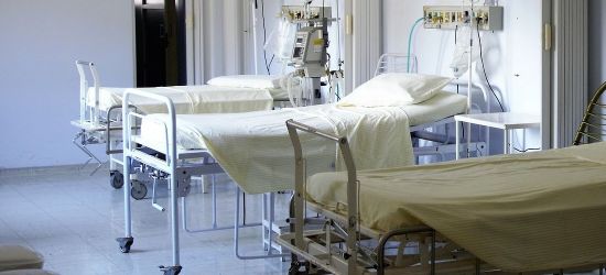 Szpitale likwidują łóżka dla chorych. W Sanoku „zniknęło” ich blisko 100!