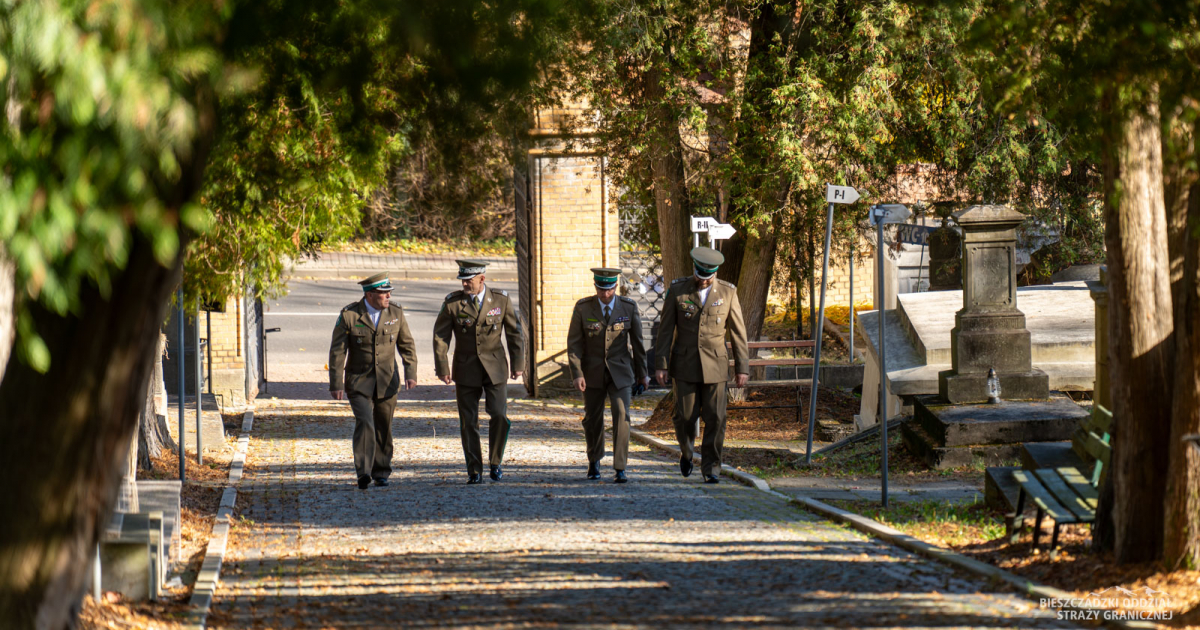 Delegacja BiOSG oddała hołd bohaterom i kapelanom katyńskim [ZDJĘCIA]