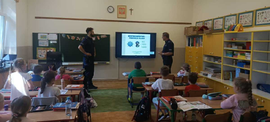 „Bezpieczeństwo – pierwsza klasa” z dzielnicowymi z Zagórza