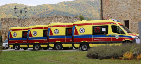 Dwie nowe karetki 4×4 trafią do Bieszczadzkiego Pogotowia Ratunkowego