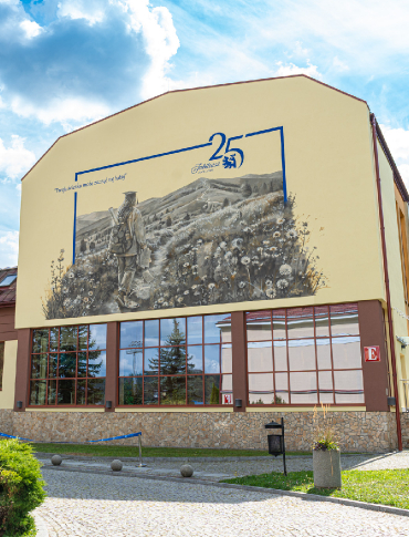 SANOK. Uczelnia Państwowa świętuje 25-lecie. Jubileusz i wyjątkowy mural [ZDJĘCIA]