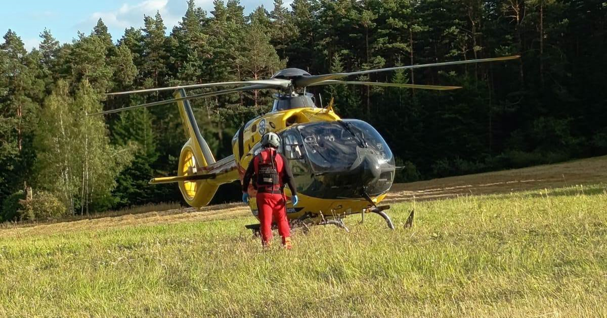 Groźny wypadek z udziałem motocyklisty! Interweniował śmigłowiec LPR [ZDJĘCIA]