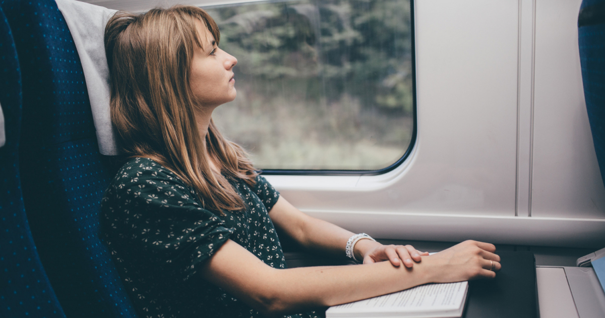 Strefa Ciszy w pociągach – dlaczego Polacy ją pokochali i jak z niej korzystać?