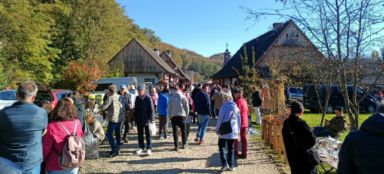 Tłumy podczas październikowej Galicyjskiej Graciarni (ZDJĘCIA)