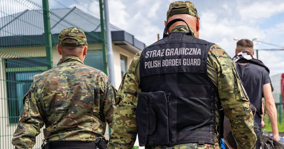 Z więzienia prosto na granicę. Przymusowe deportacje obywateli Ukrainy i Kolumbii