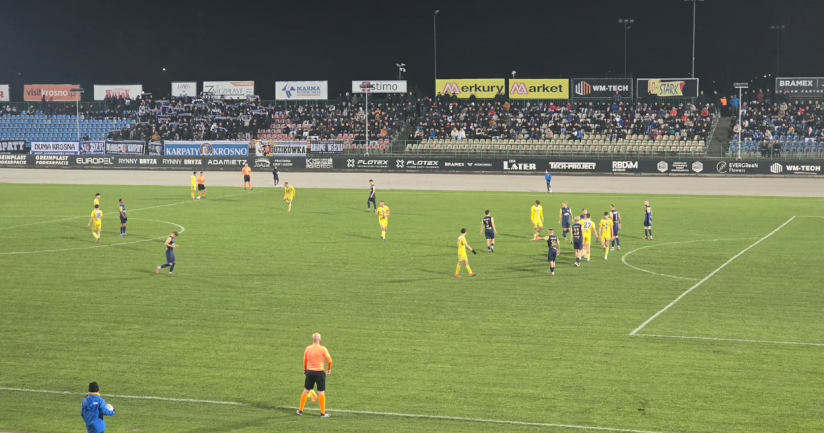 Derby dla Karpat. Stal Sanok przegrywa w Krośnie