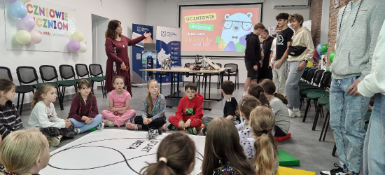 Roboty opanowały bibliotekę. Niezwykły Dzień Dziecka w Sanoku [ZDJĘCIA]