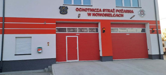 Nowy defibrylator AED w gminie Zarszyn. Urządzenie ratujące życie trafiło Nowosielec