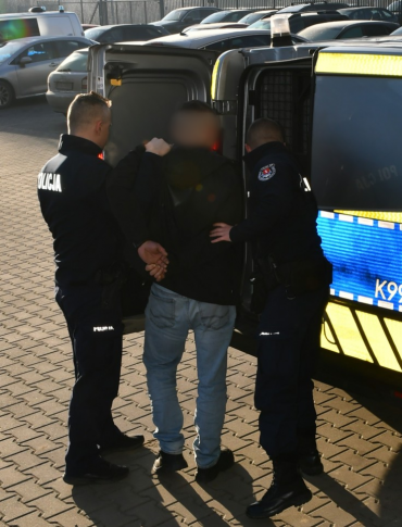 Stalking i groźby wobec rodziny z powiatu leskiego. 32-latek trafił do aresztu [VIDEO]