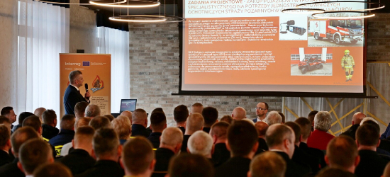 Strażacy z Sanoka i Słowacji łączą siły. Zainaugurowano transgraniczny projekt „Gaszą i Ratują”