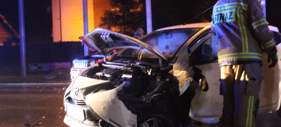 ZAGÓRZ: Uderzenie w pojazd, potrącenie pieszej. Dwie osoby w szpitalu (FOTO)