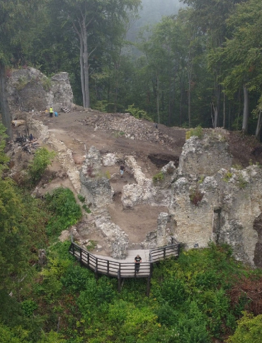 SANOK: „Zamek Sobień w świetle najnowszych badań archeologicznych”. Otwarty wykład w Muzeum Budownictwa Ludowego